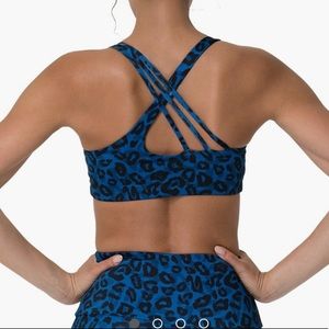 NWT Onzie Arial Bra size SM